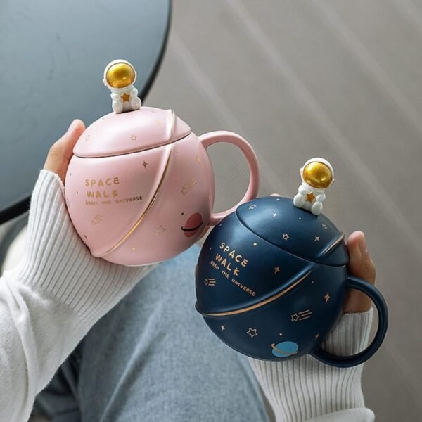 Astronaut Planet Coffee Mug with 3D Creative Space - Image 2